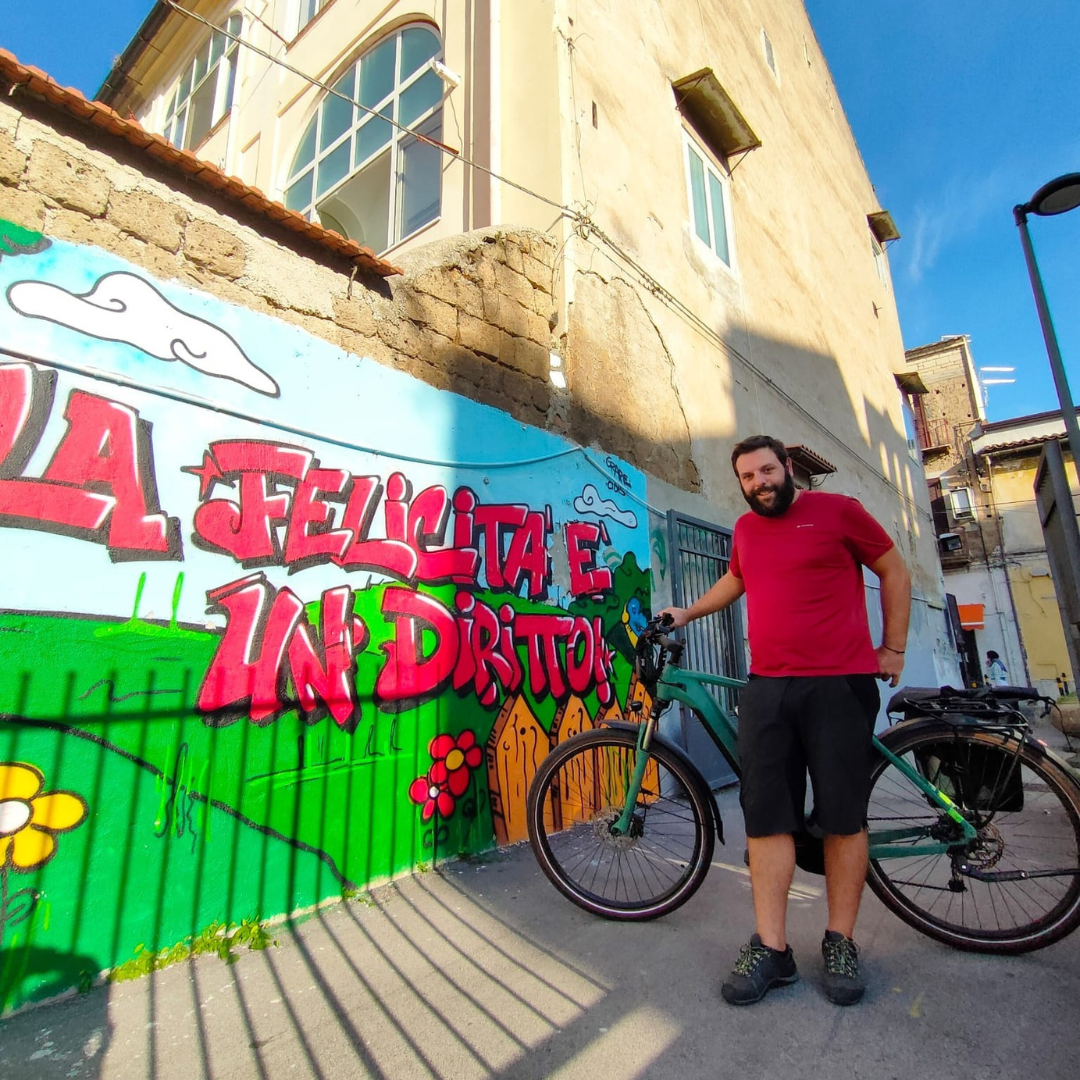 bike tour tra i graffiti della città
